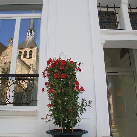 Le Cesar Hotel Провен Екстериор снимка